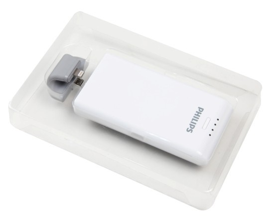 飛利浦DLP2261移動電源舞臺獨秀 如假包換“白富美”