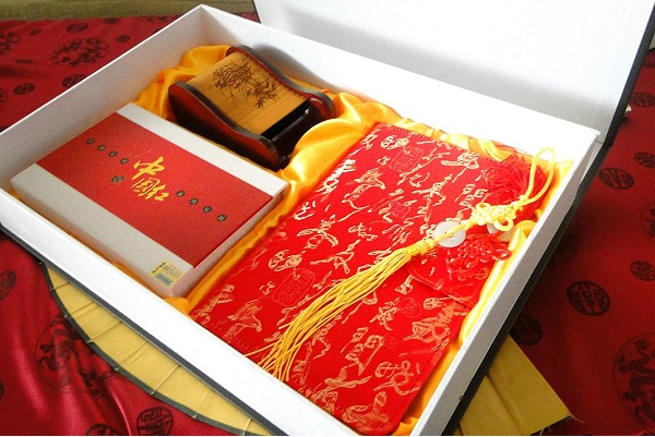 會議禮品，搶眼更須攻心