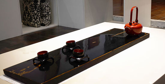 現(xiàn)代古樸茶具 品出優(yōu)雅格調(diào)