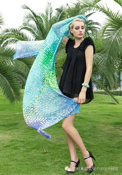 紛純絲巾：感官與氣質的魅力融合